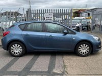 VAUXHALL ASTRA